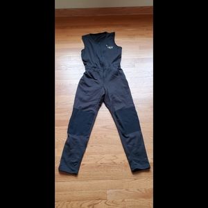 Mountain Hardwear Power Stretch suit